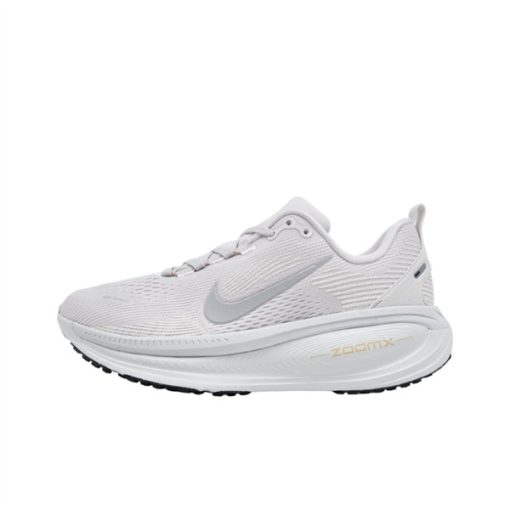 나이키 Vomero 18 러닝화 기타 울프 그레이 화이트 여성 HM6804-007